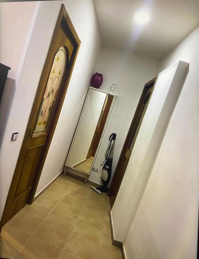 Casa Mari' Centro Storico Vicino Hotel Caracciolo เนเปิลส์ ภายนอก รูปภาพ